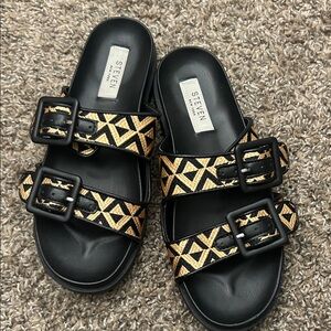 Steven Women's Black and Gold Patterned Sandals